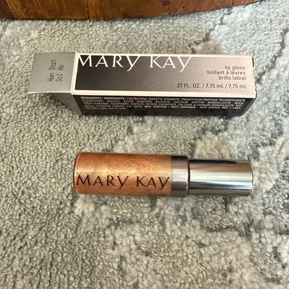 Mary Kay Other - Mary Kay Lip Gloss - Hawaiian Sunset - 025158 RARE 0.27 fl oz/7.75 mL NIB